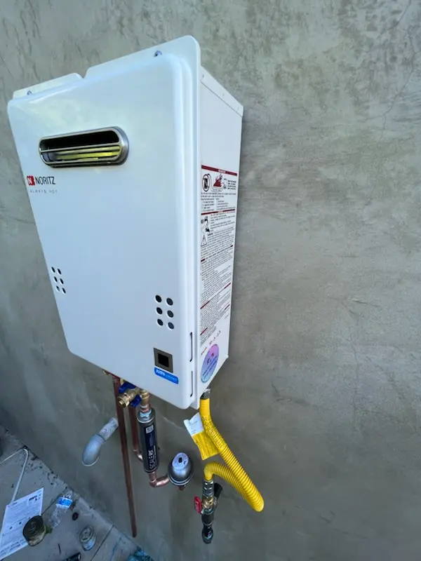 Tankless water heater installation for Long Bridge homes